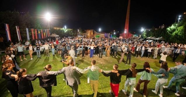 BALKAN FESTİVALİNDE RENKLİ FİNAL....